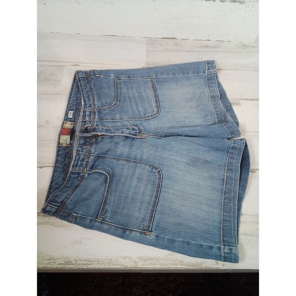 Women's Old Navy Mid-rise Stretch Denim‎ Size 6 Shorts - Picture 2 of 14